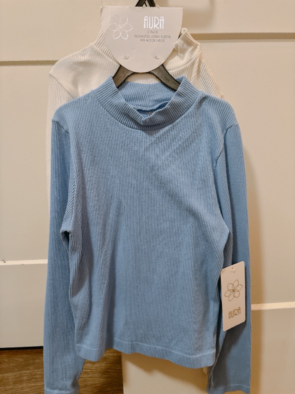 Aura Ribbed Mock Neck Long Sleeve tops  - Light Blue & White